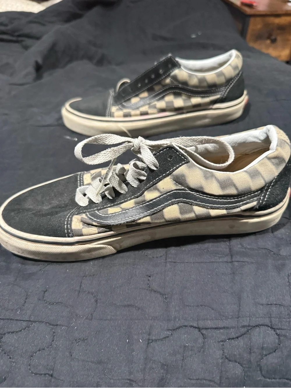 Vans Men's Black and Cream Checkerboard Low-Top Sneakers